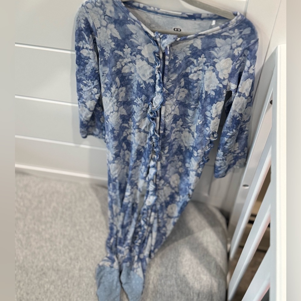 Bums and Roses Vintage Blue Floral Footie Pajama GUC 2T